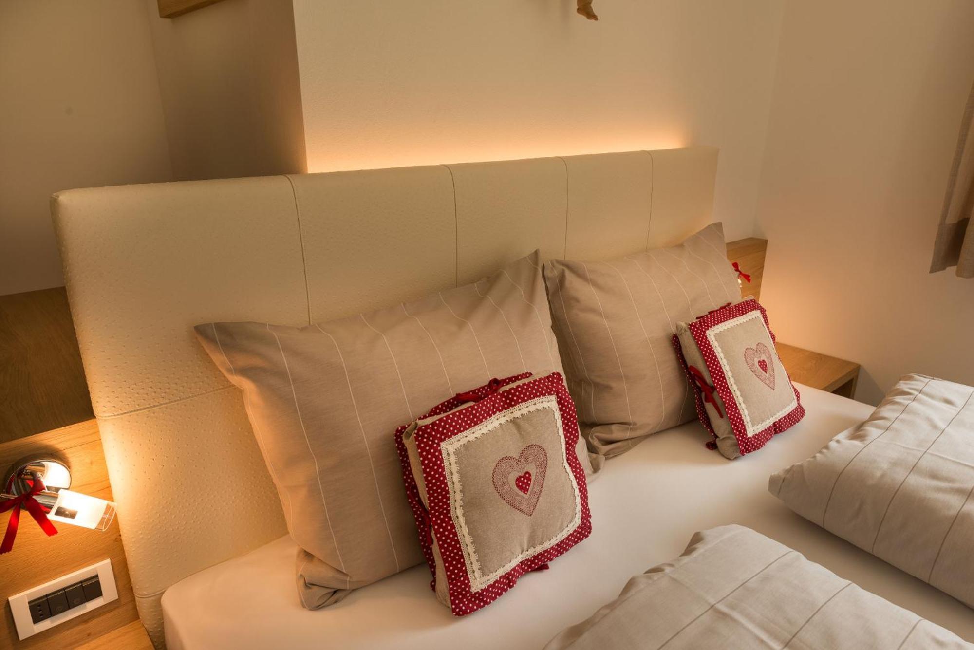 Alpin Sport Aparthotel โอติเซ ห้อง รูปภาพ